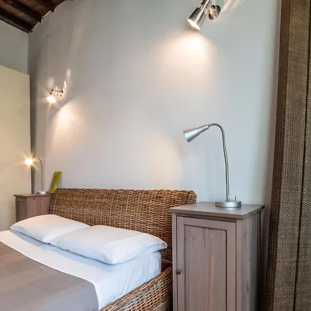 In Barberia Milis-cozy Corner *